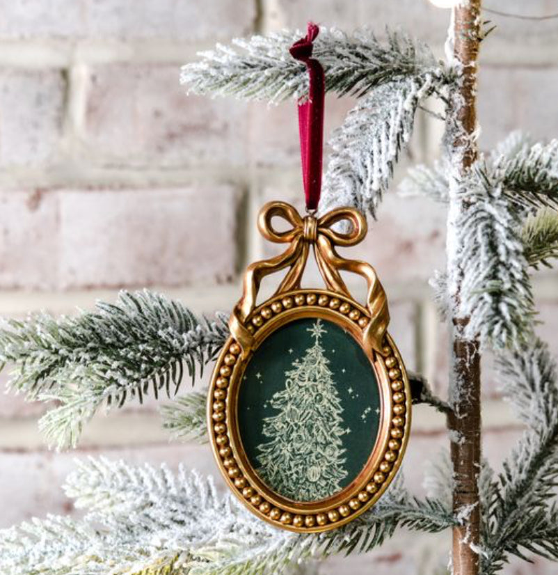 Gold Oval Frame Ornament