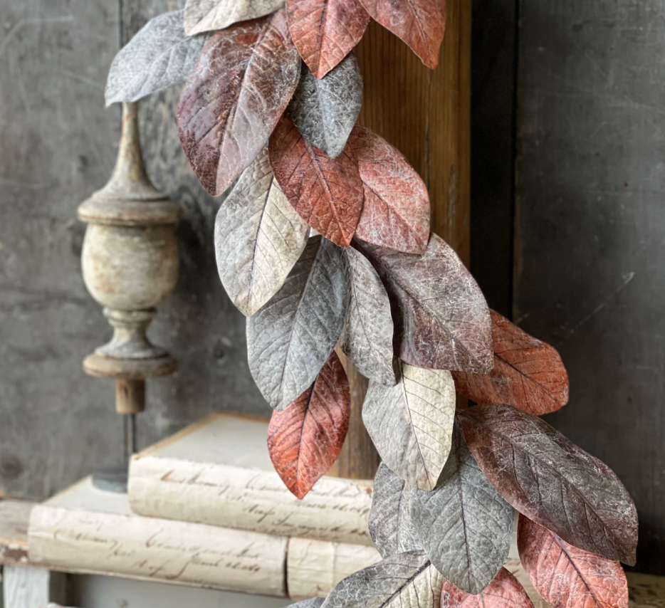 Magnolia Garland