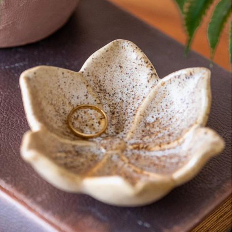 Beige Ceramic Flower Dish