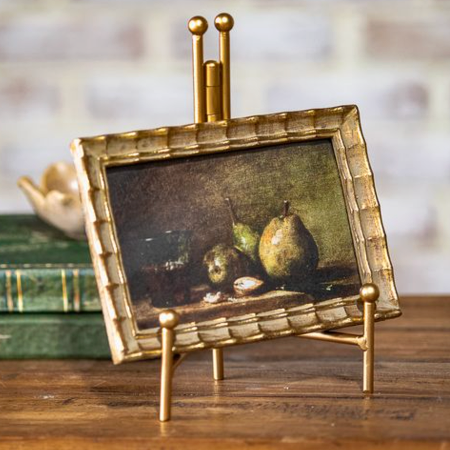 Antique Gold Scallop Edge Frame