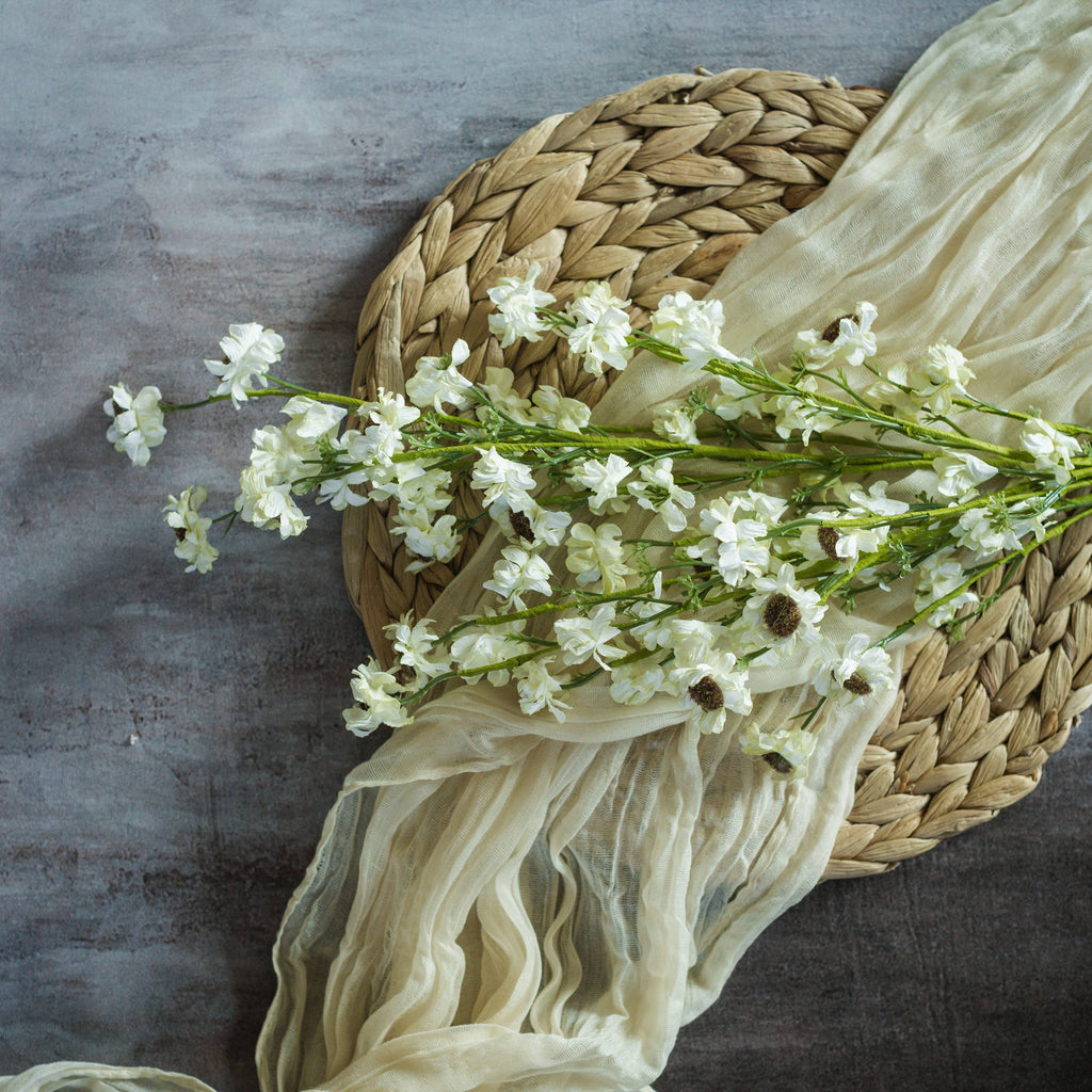 Cream Mini Daisy Stem